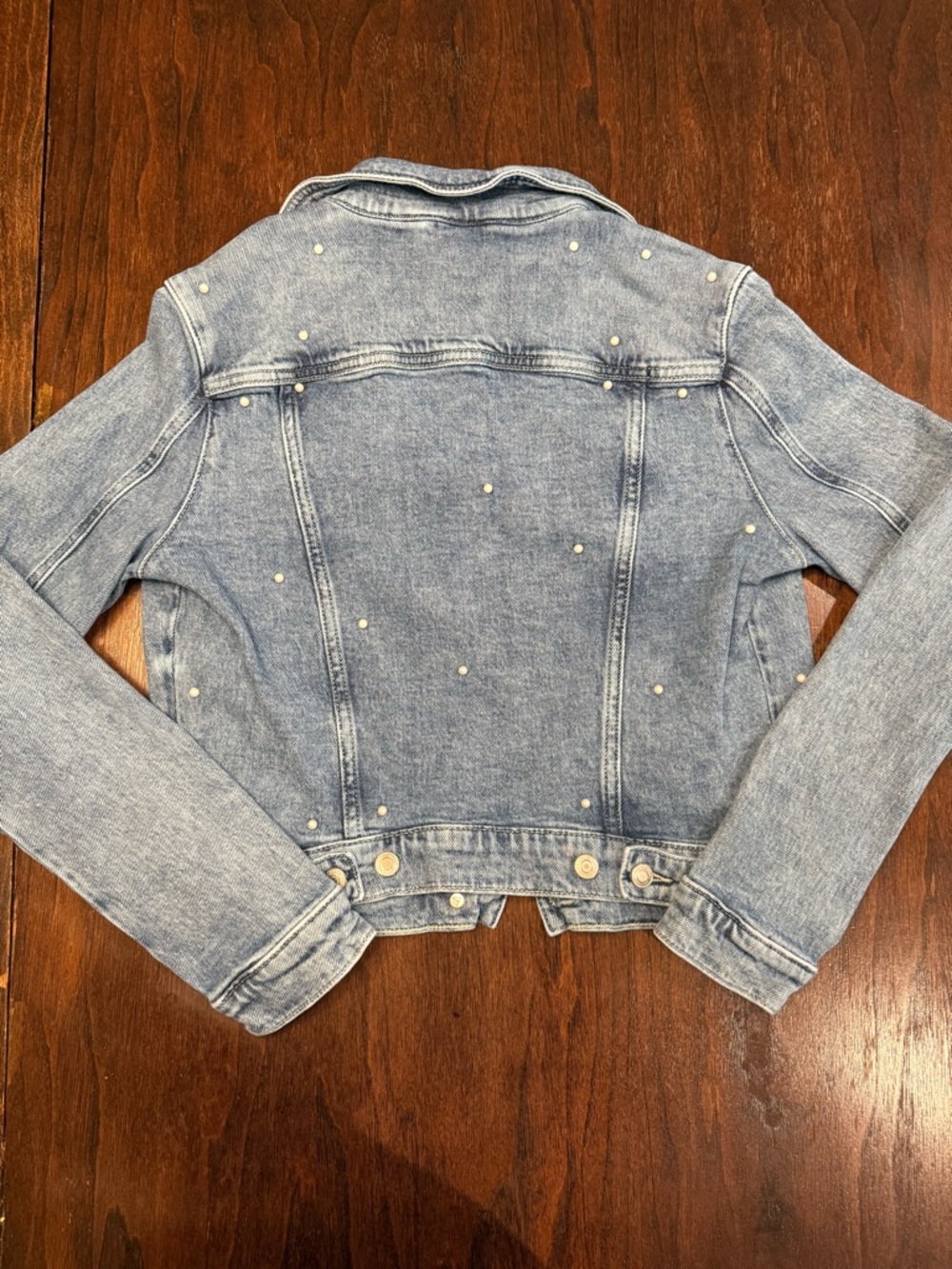 Vintage GUESS Pearl Denim Jacket. Y2K Light Wash Embellished Cropped Jean Coat S - Picture 13 of 16